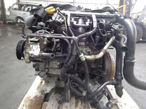 MOTEUR RENAULT 2.2DCI CODE G9TE703 - Vue 2